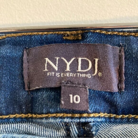 NYDJ Sz 10 Marilyn Straight Medium  Wash Comfort Stretch Jeans - Picture 2 of 9